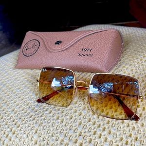 RAY-BAN SUNGLASSES!